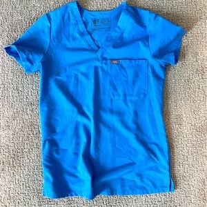 Figs Catarina One-Pocket Scrub Top Ceil Blue